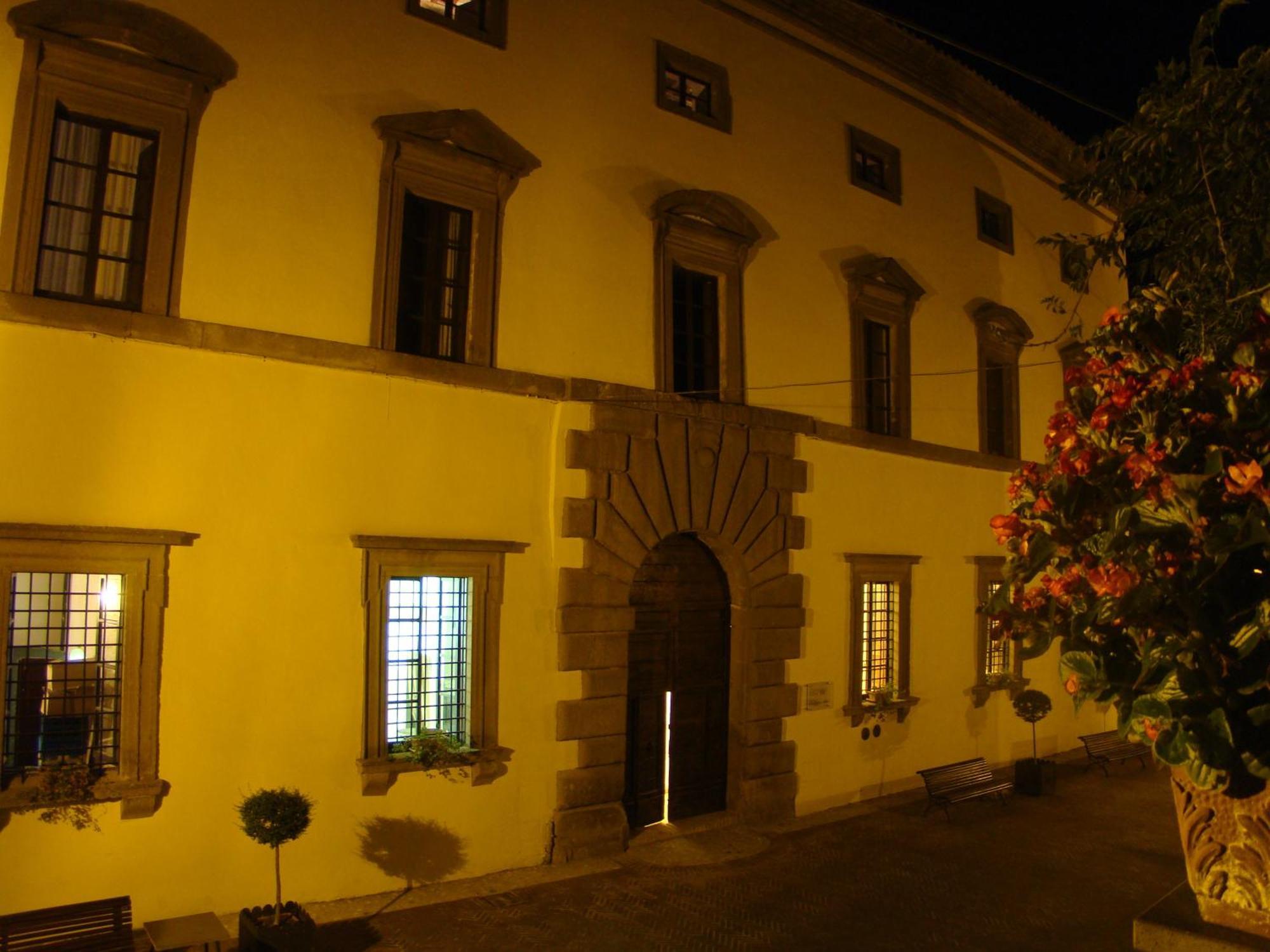 Palazzo Orsini Bed & Breakfast Bomarzo Exterior photo